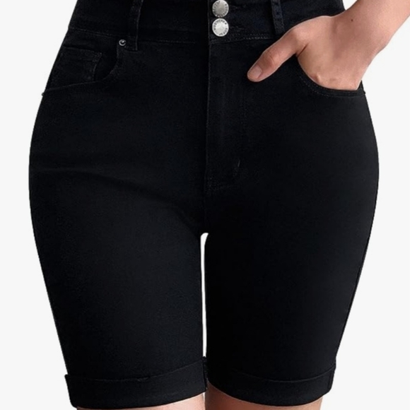 Women's Bermuda Jean Shorts (NWOT) - Picture 5 of 7